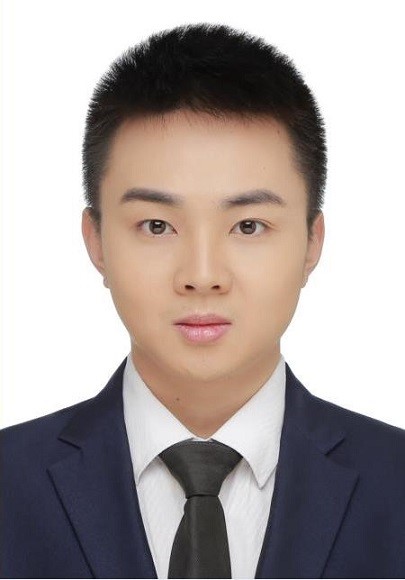 陈李嵘.jpg